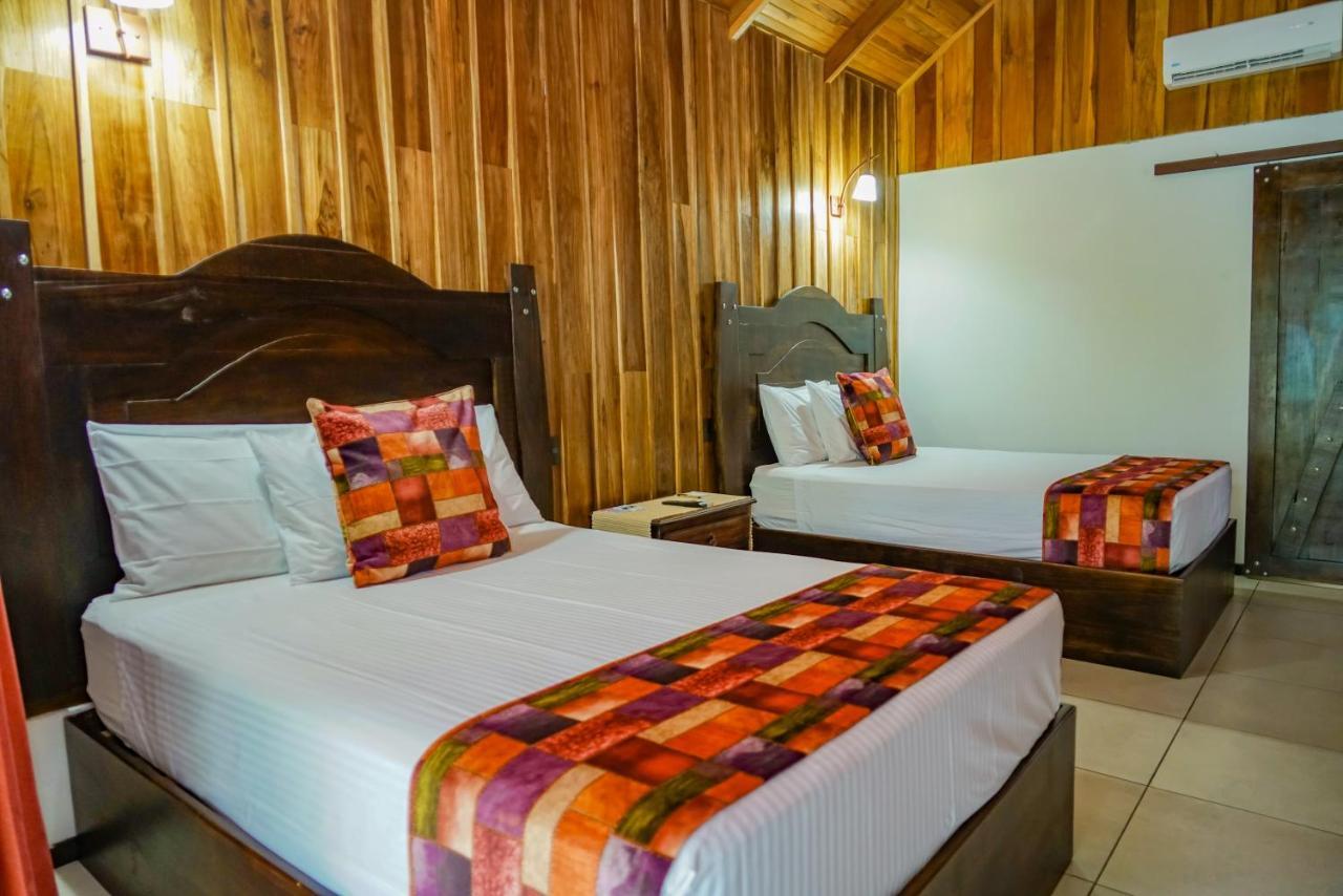 Arenal History Inn La Fortuna Buitenkant foto