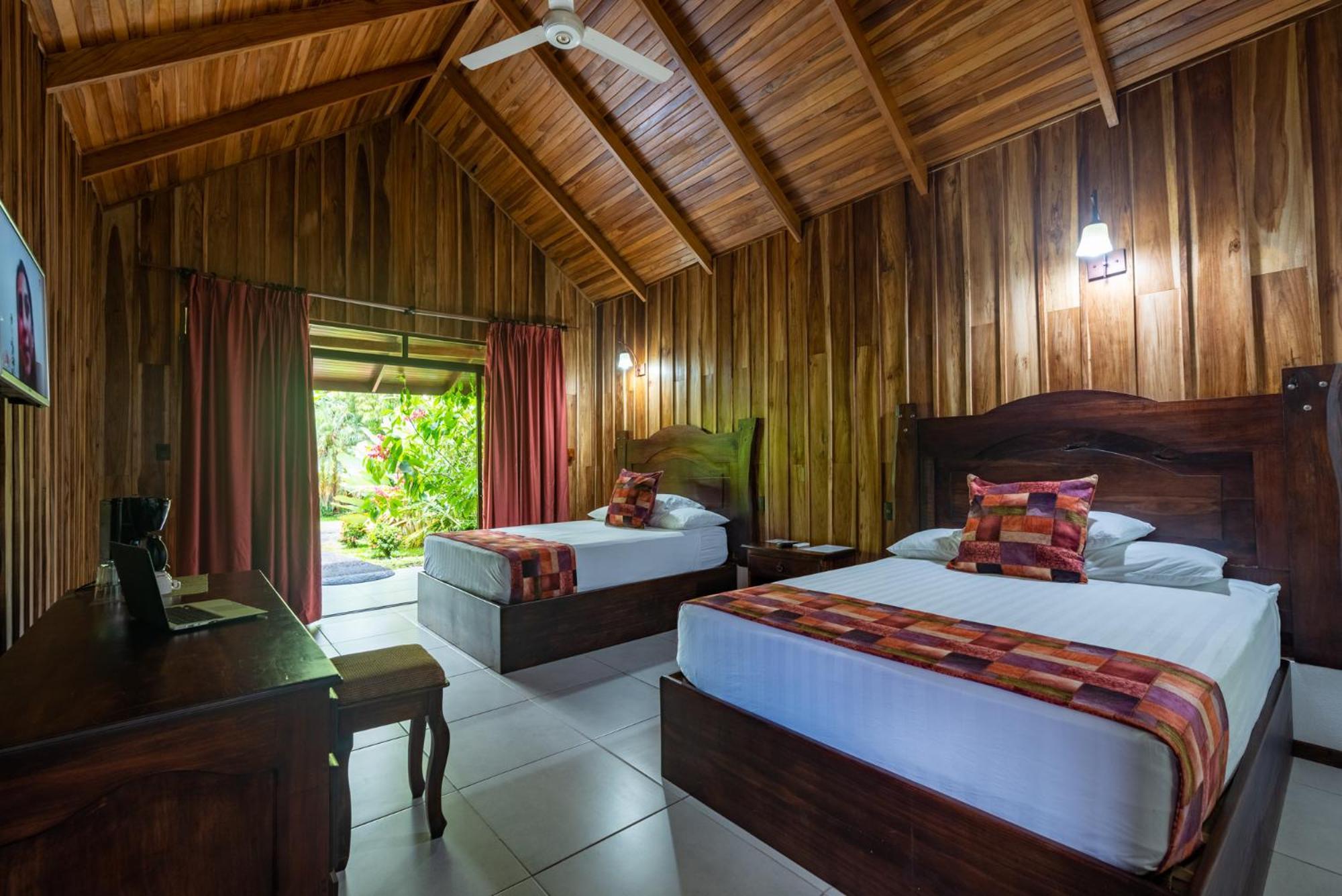 Arenal History Inn La Fortuna Buitenkant foto